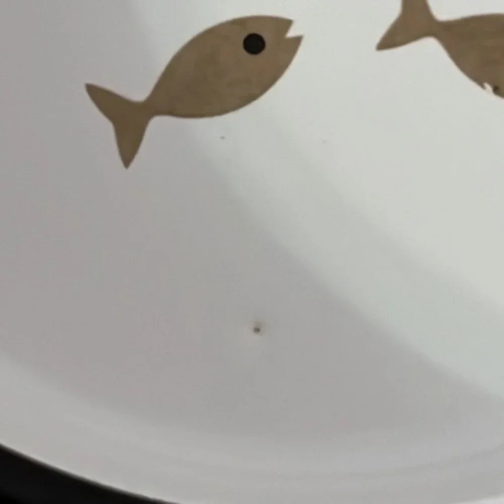 🎀 Whisker City ceramic cat bowl dish with ‘meow’ and fish print decor